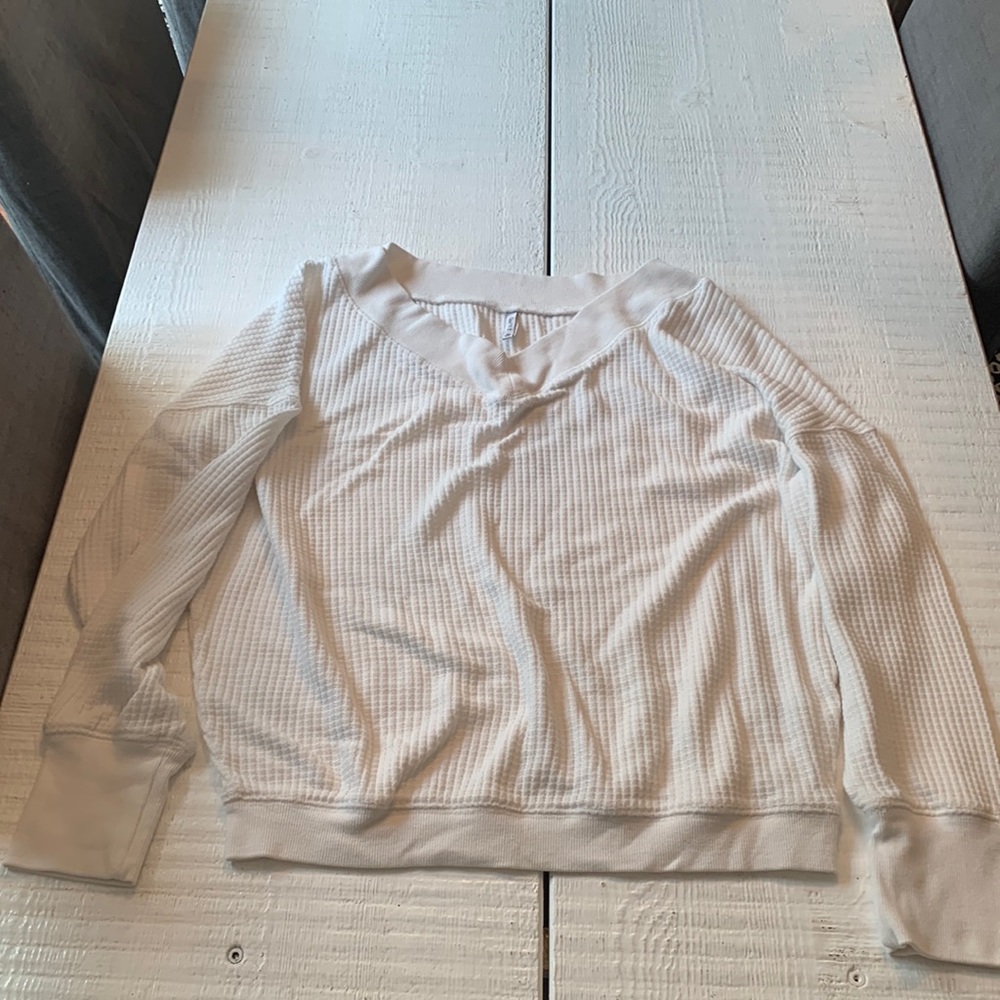 Z supply medium white sweater